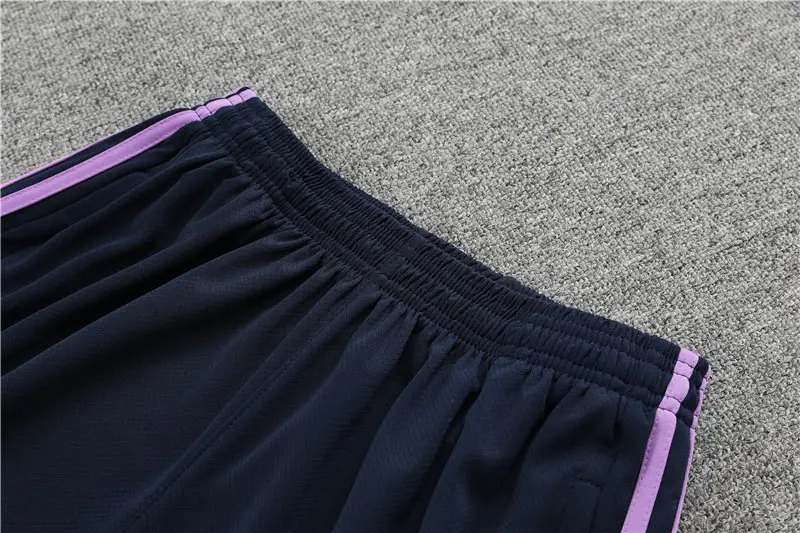 طقم لباس فريق ريال مدريد - الصورة 12