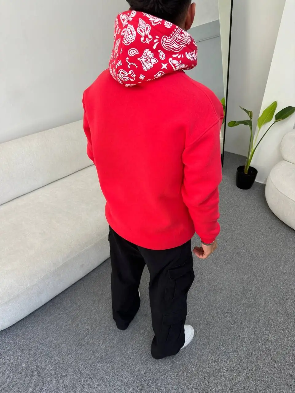 سويت شيرت بغطاء للرأس - الصورة 9