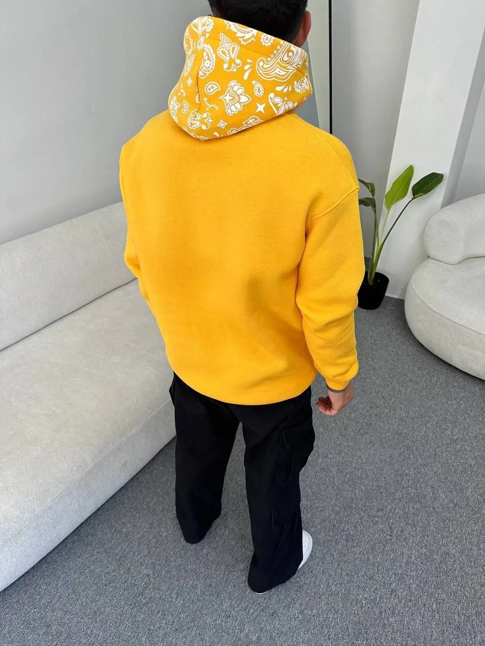 سويت شيرت بغطاء للرأس - الصورة 18