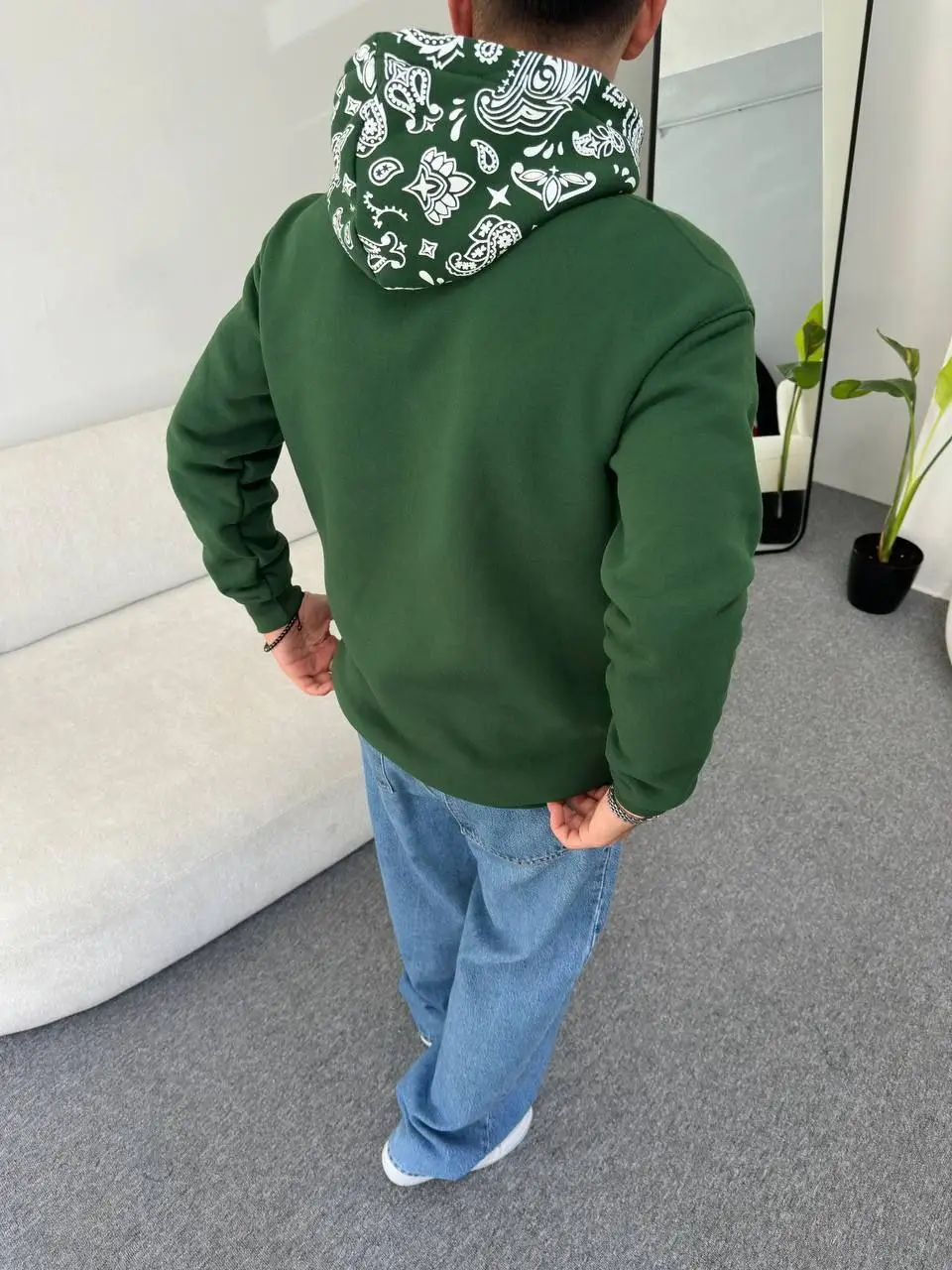 سويت شيرت بغطاء للرأس - الصورة 12